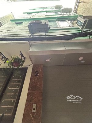 bán nhà mặt ngõ khâm thiên đông đa 28m2, 5 tầng, mặt 5m; 7,6 tỷ. nhà trung tâm quận, trung tâm phố