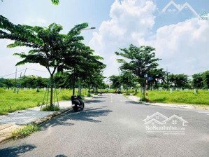 bán gấp lô đất 1,55 tỷ, 100m2, quận 9, hcm, giá siêu hời, uy tín