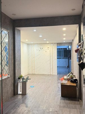 chính chủ bán nhà tại 371 kim mã