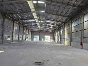 ngộp ngộp bán xưởng trừ văn thố bàu bàng.4692m2 , tiếp khách đầu tư , đang cho thuê 1,4 tỷ / năm