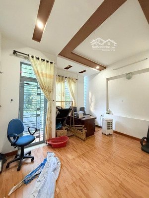 cực số nhà 3 tầng rẻ nhất hải châu mặt tiền đường hà huy giáp chỉ nhỉnh 7 tỷ