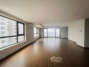 nhỉnh 13 tỷ sở hữu căn góc 168m2 - 3pn - 2wc view công viên 65ha, sẵn sổ, nội thất cơ bản