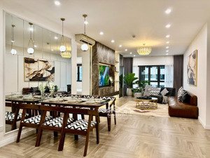 (đừng bỏ lỡ) tôi cần cho thuê căn 2 ngủ 90m2 giá 14,5tr tại mulberry