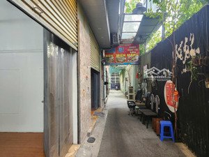 chính chủ cần cho thuê ngay tầng 01 độc lập với chủ nhà tại ngõ đường hoàng quốc việt, bắc từ liêm
