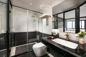 chính chủ bán lô góc mp. liễu giai dt 90m2 x 3t mt 8m( hè rộng,quy hoạch ổn định)