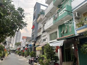 mặt tiền cư xá phú lâm d - nhà 3 tầng 70m2 - giá 9.65 tỷ