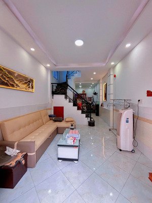 gần vòng xoay phú lâm! nhà mới 2 tấm hẻm 4m hồng bàng dt: (3,8x14)m giá: 5,2 tỷ (tl)