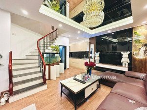 7.85 tỷ! siêu phẩm lô góc mễ trì hạ từ liêm, dân xây 41mx5t, ngõ thông ô tô qua nhà, gần bãi ô tô