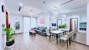 hot! bán căn 3 ngủ tầng trung tòa t18 giá rẻ nhất thị trường lh 