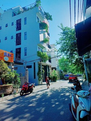 chính chủ gửi lô đất mặt tiền đường lương thế vinh - vị trí nằm sát phạm cự lượng