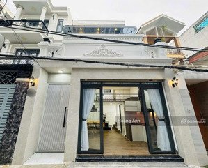 chdv cao cấp trung tâm gv - thông số vàng ngang khủng 6.1 x 21.2 - shr công nhận đủ 129m -18 phòng