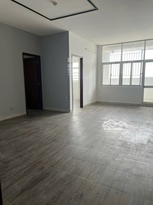 bán căn hộ 3pn chung cư h2 196 hoàng diệu, phường 8, quận 4 diện tích : 110m2 3pn 2wc