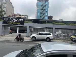 chinh chủ cho thuê mặt bằng tầng 2 tổng 710m2