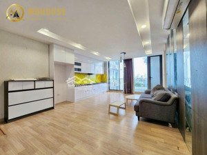 khai trường phòng studio balcony full nội thất gần các cung đường lớn, gần trường đại học ueh,hcmut