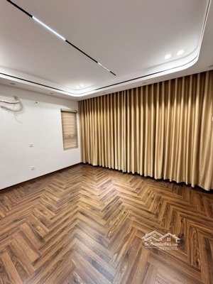 trần duy hưng - cầu giấy - lô góc ô tô vào nhà - kinh doanh - nhỉnh 22 tỷ