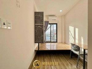 khai trương căn hộ ban công/ cửa sổ gay đại học uef, hồng bàng - điện biên phủ - bình thạnh