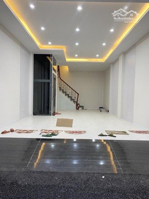 vương thừa vũ - phân lô btl đặc công - dt 50m2 gara ô tô - 6 tầng thang máy nhà mới ở ngay - sổ đỏ
