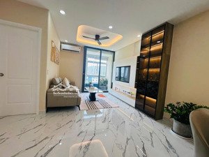 căn hộ góc 89m2, 3pn 2wc , nội thất mới 100%, sky garden , phú mỹ hưng, quận 7