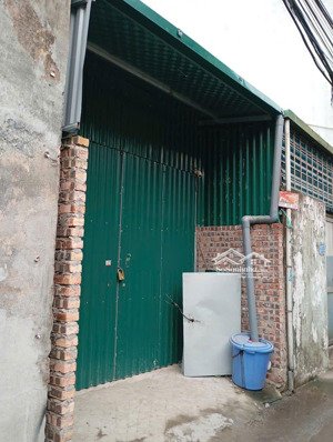 chính chủ bán đất thạch bàn, mặt ngõ ô tô 4 chỗ đỗ cửa giá thương lượng