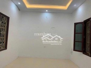 cho thuê nhà ngõ 106 hoàng quốc việt 75m x4t ô tô đỗ cửa