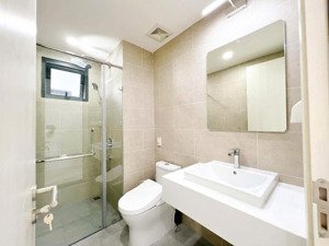 cho thuê căn hộ dhomme 69m2 cách trường đh y dược chưa đầy 2km