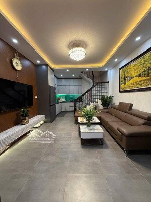 nhà đẹp long lanh trần phú hà đông. 30,2m2/31m2, 5 tầng, mt 4,3m, nhỉnh 8 tỷ