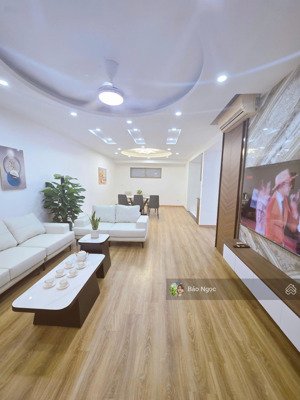 cc bán căn toà 131 trần phú - toà nhà hỗn hợp sông đà - hà đông - hà nội: - diện tích 130m2 . 3 ngủ