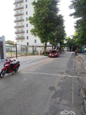 bán đất đường số 2, phường an phú, quận 2. ngay nhà ga metro rạch chiếc. phù hợp xây biệt thự, chdv