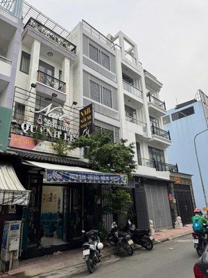 cần bán gấp nhà hẻm xe hơi xe tải vào thoải mái. gần siêu thị aeon mall tân phú