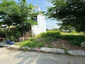 chính chủ cần bán gấp đất mtđ ninh bình,phường 2,bạc liêu,gần sân vận động,650tr/120m2 shr