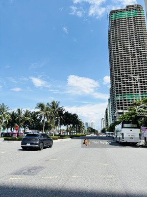 bán nhanh 600m2 góc 2 mặt tiền võ nguyên giáp view trực diện biển mỹ khê, lh: 