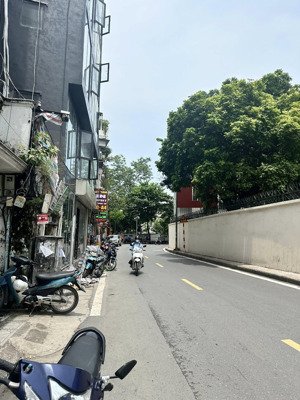 bán nhà mặt phố ngọc hà, điện biên, ba đình, hà nội giá ưu đãi 40 tỷ 94 m2, nhà cấo 4 mặt tiền 6.5m