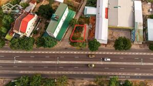 bán lô góc 2 mặt tiền ngang 13m Nguyễn Tất Thành Phước Đồng Nha Trang 0985451850