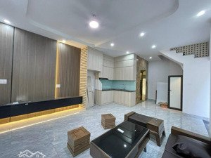 bán nhà - 192 lê trọng tấn -lô góc 2 mặt thoáng - nhà mới -thang máy -ngõ thông - 45m2 chỉ 11.5 tỷ