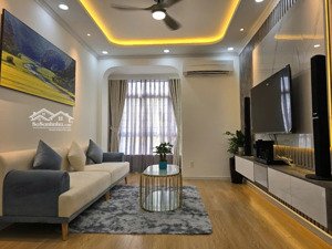 cho thuê căn hộ sky garden phú mỹ hưng 2-3pn, full nội thất, giá chỉ từ 11 triệu, miễn phí gửi xe