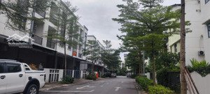 bán chuyển nhượng biệt thự, shophouse centa riverside, lh 