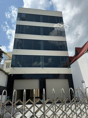 tòa nhà đ. nguyễn duy trinh vừa xây xong- cho thuê giá tốt chỉ 160tr/tháng đã bao gồm thuế