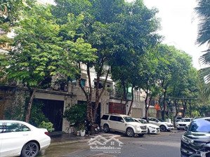 cho thuê nhà liền kề 106 hoàng quốc việt 70m2x4t ô tô tải đỗ cửa làm vp lớp học