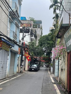 bán nhà tô ngọc vân, dt 40m2, 7 tầng thang máy