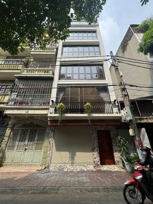 1 nhà ra phố nguyễn hoàng -ô tô tránh - full nội thất - hai thoáng - 70m2 x 7 tầng - mt 5m- 32 tỷ
