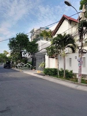 bán biệt thự góc 2 mặt tiền kdc lập phúc, lê văn lương 214m2, ngang 10.5m, 3 tầng