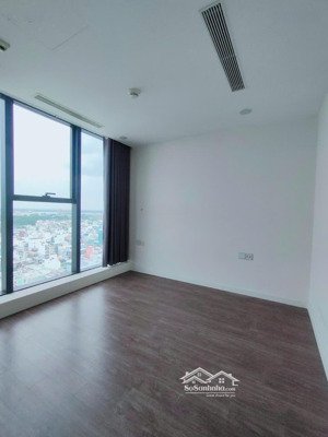 bán căn góc 2 view 4pn 132m2 sunshine sky city q7.tầng cao.nhà ntcb.giá bán 8,2 tỷ bao thuế phí