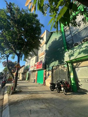 bán nhà mặt đường giải phóng hà nội -mặt phố lớn -đầu tư sinh lời: dt 193m2, mt5m, 3 tầng, giá 42tỷ