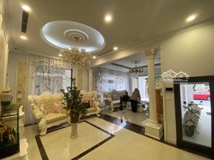 duy nhất 1 căn mỗ lao - hà đông. dt 95m2, 5 tầng, mt 10m, giá 25,5 tỷ. phân lô, kinh doanh,