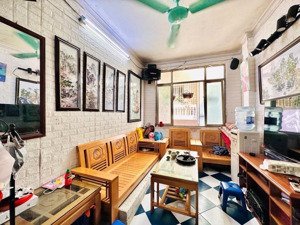 siêu hiếm - nhà 5 tầng lô góc, sổ đỏ riêng, chỉ 2,65 tỷ