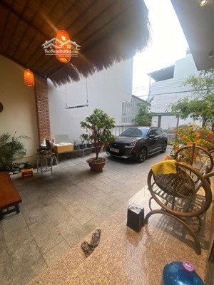 nhà vườn nha trang gần biển gần trường cách đường điện biên phủ 80m ngang 10m quá rẻ