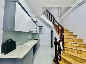 bán nhà trương định - diện tích 36m - 6 tầng - full nội thất - mặt tiền 3,5m - giá nhỉnh 9 tỷ