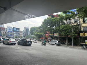 14,6 tỷ nhà phố nguyễn chí thanh đống đa mặt phố kinh doanh vỉa hè rộng dt 38m2 x 4 tầng mt 4.4m