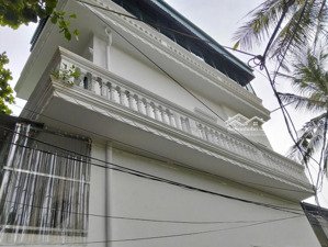 bán nhà 3 tầng lô góc oto thông xã ngọc hồi. 150m ra ql 1a. giá rẻ