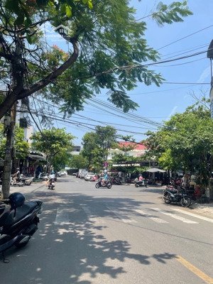 bán nhà 2 tầng mặt tiền p. an hải bắc, sơn trà, đà nẵng diện tích: 100m2 8,9 tỷ thương lượng